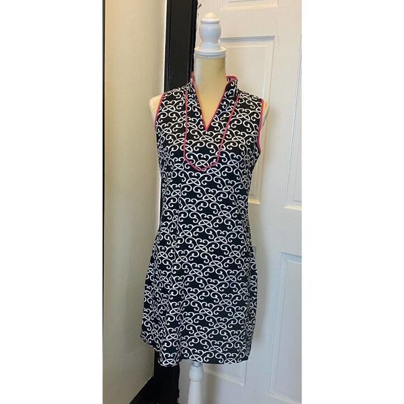 Vince Camuto Dresses & Skirts - Vince Camuto Black Print Dress with Hot Pink Fuchsia Piping - Size 4